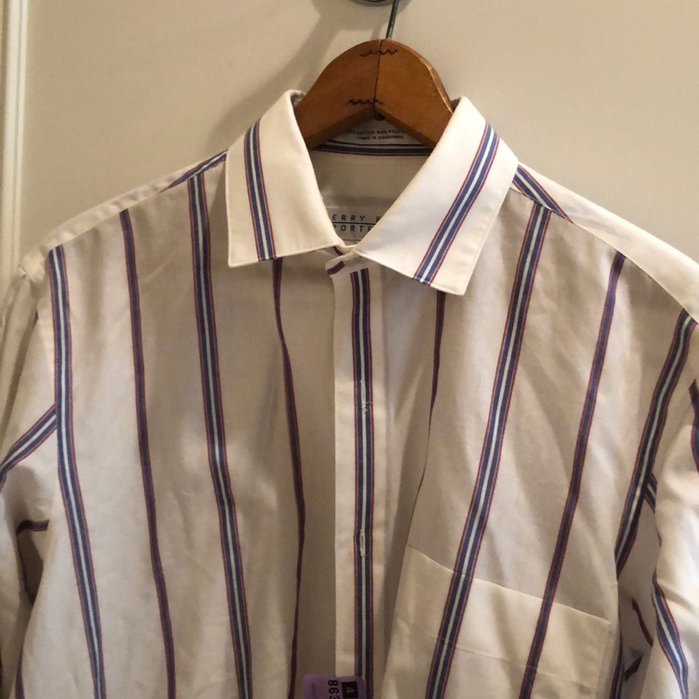 Summer weight men’s dress shirt